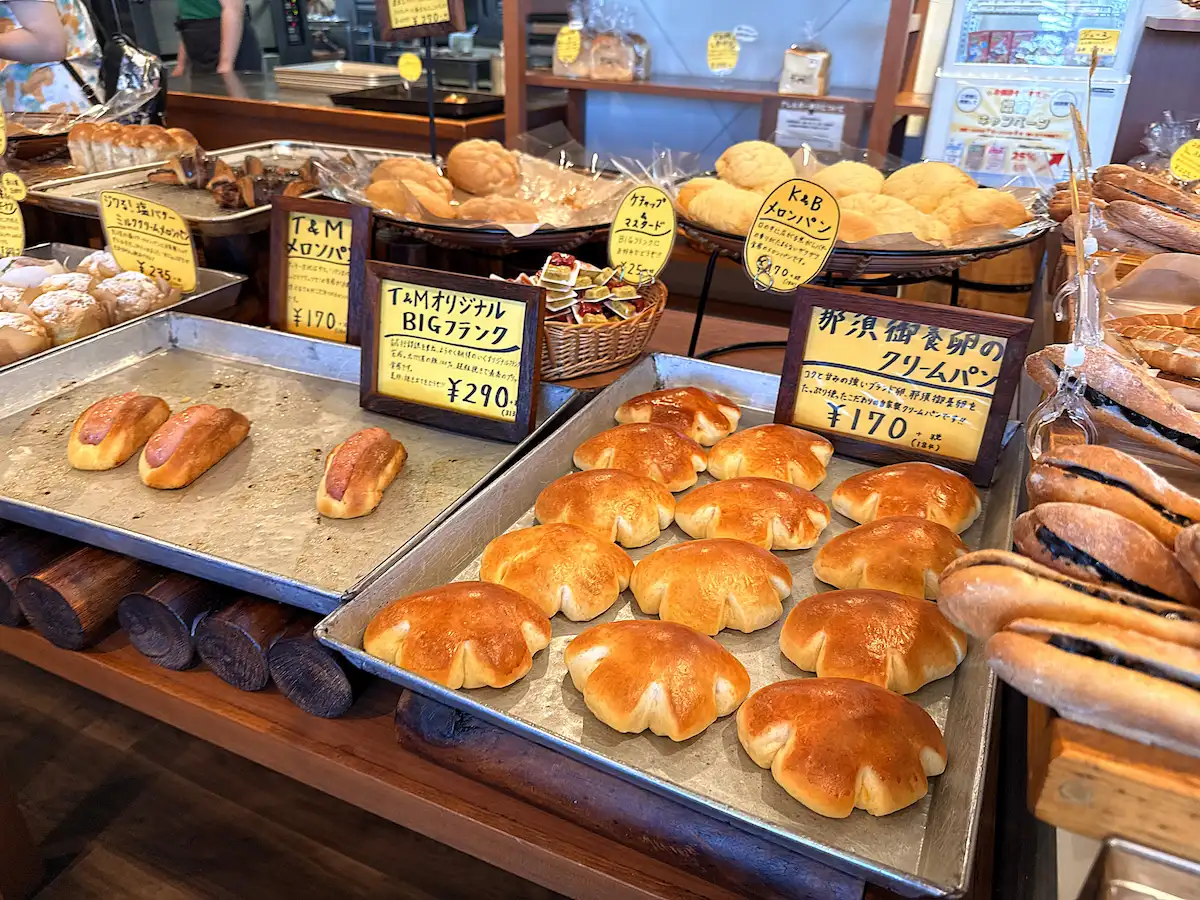 「ベーカリーハウスT＆M」の店内③