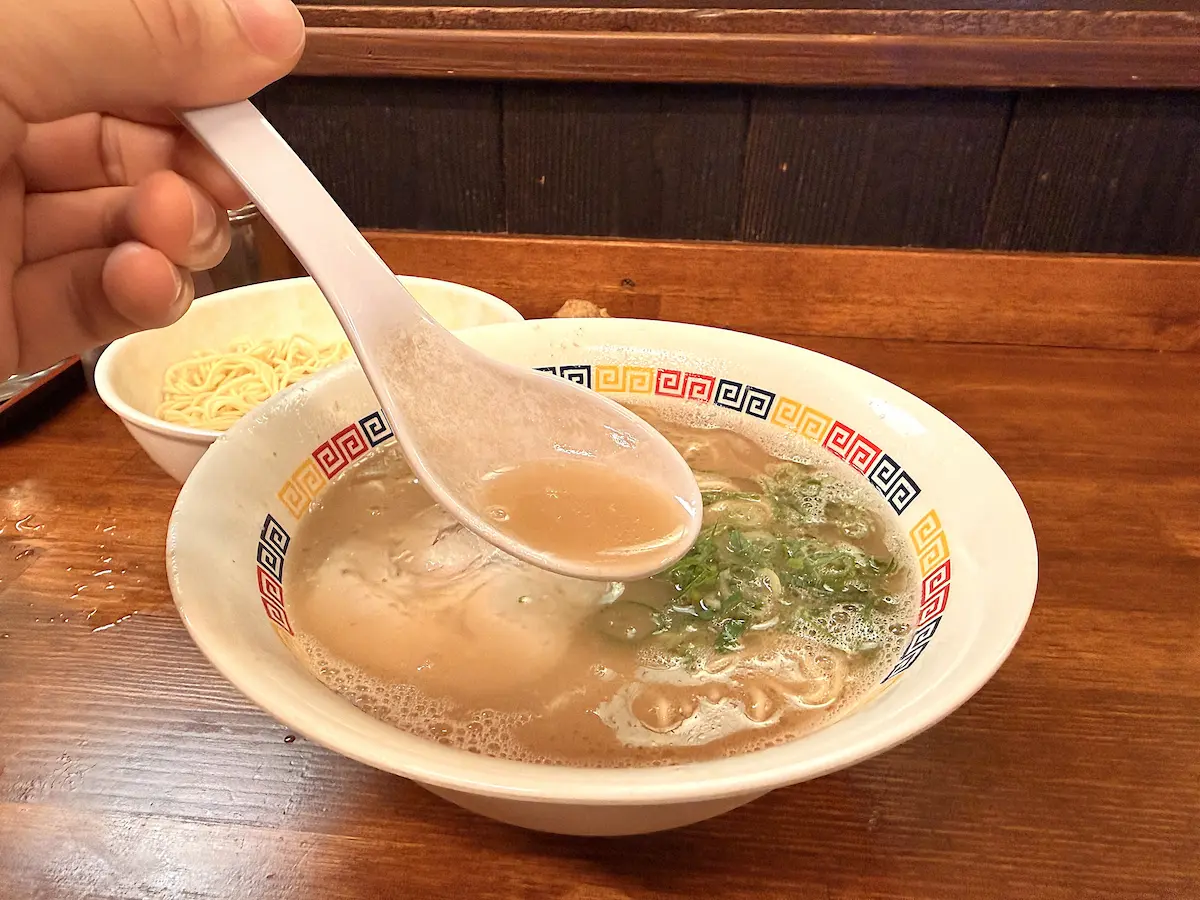 「丸星ラーメン」のラーメン②