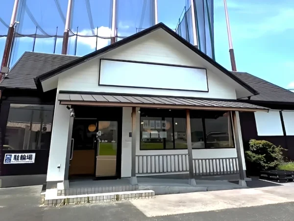 「嵐々亭 久留米店」が9月1日にグランドオープンするみたい。ボリューム満点のお弁当屋さん